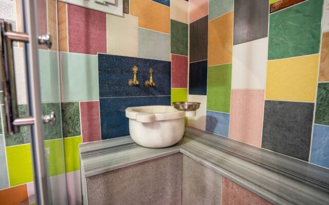 Cunda Ada Kızı Otel