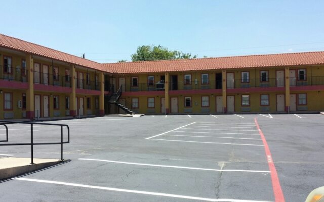 Taylor village inn and suites