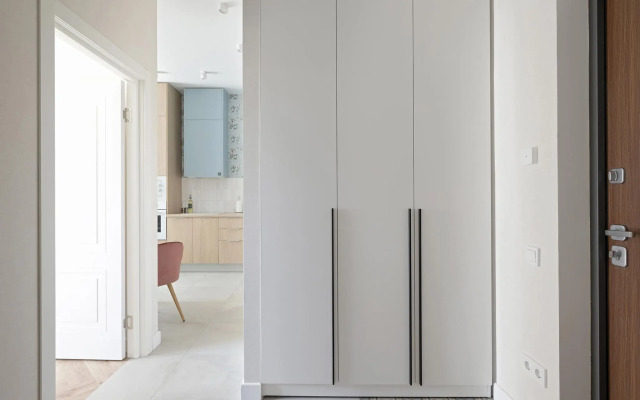 С.утками на улице Благодатной