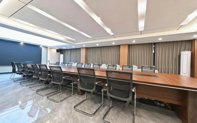 Nanyang Boutique Hotel (Bozhou Weiwu Avenue Branch)