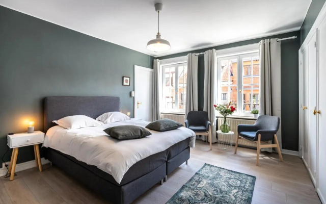 The Rose Suites