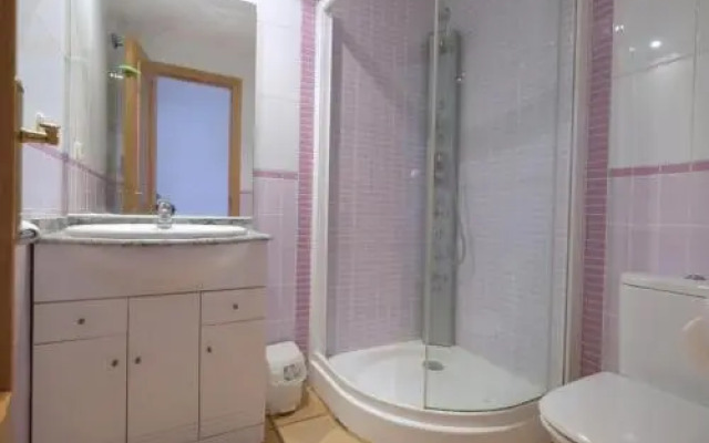 Golf Panoramica apartamento con piscinas , pistas de padel y tenis