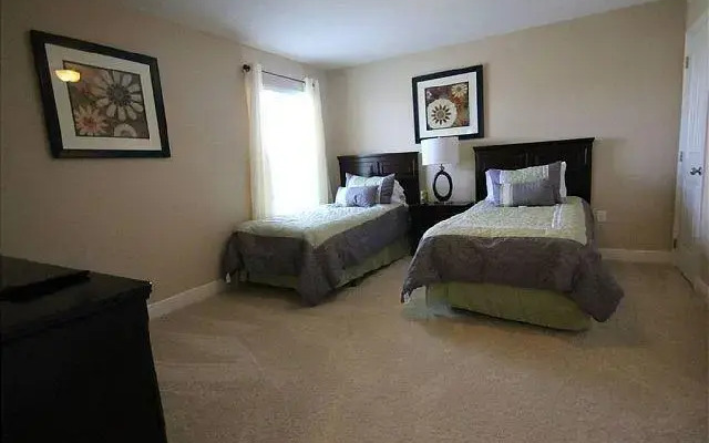Oakview Drive House