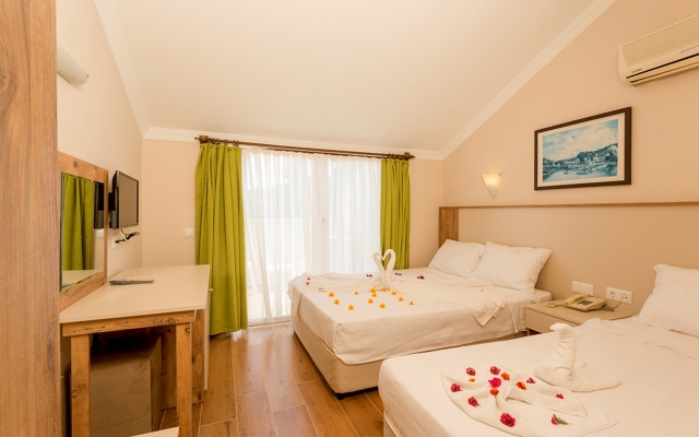 Rich Melissa Hotel