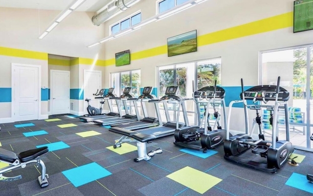 8BR Family Home - Pool Theater - Near Disney