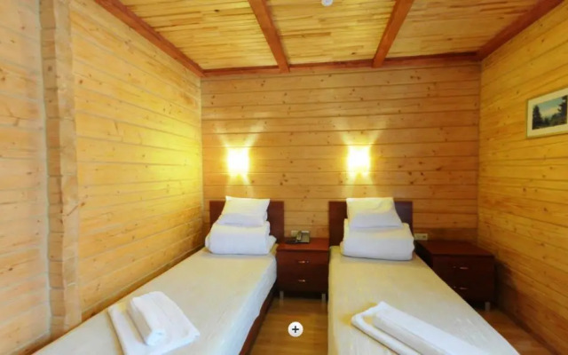 Hotel Forward Pool&Sauna