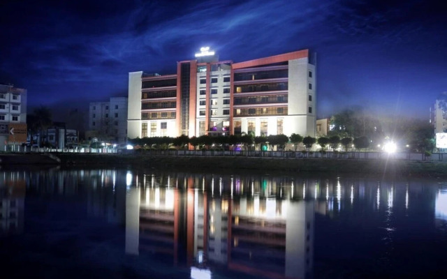 Le Lac Sarovar Portico Ranchi