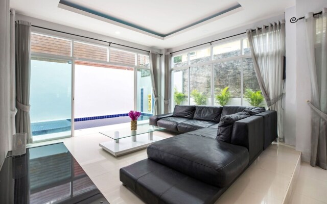 Private Pool Villa Billiard Renovated 22