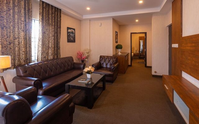 Vera by Bisque Brookefield