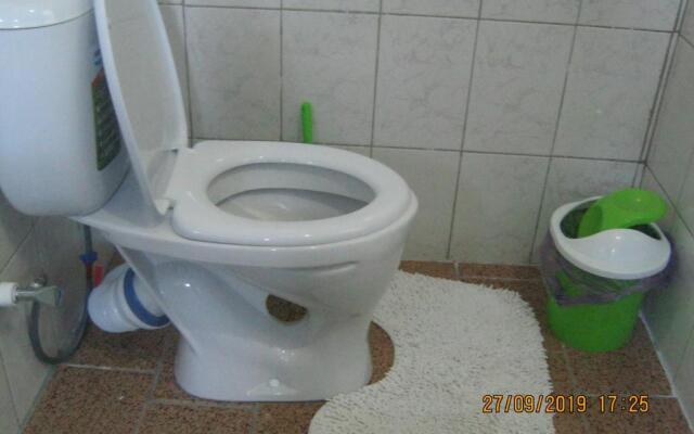 Payraviy Guest House - Hostel