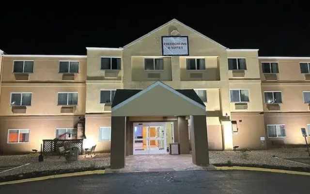 Freedom Inn & Suites