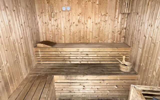 Marina Residence 1004