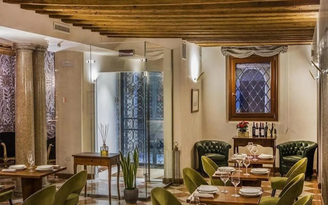 IH Hotels Venezia Salute Palace