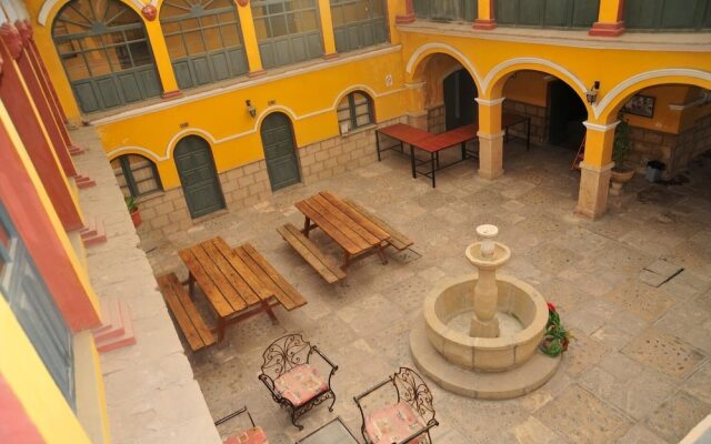 Hostal La Casona