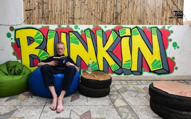 Bunkin Hostel