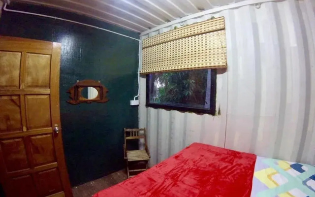 Honey Badger Hut Langkawi - Hostel