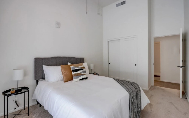 FRONTDESK Monier Apts Mercado Dist Tucson