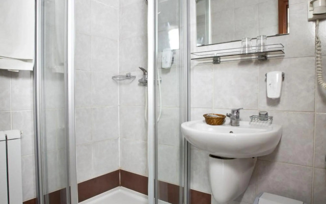 Hotel Makar Sport & Wellness