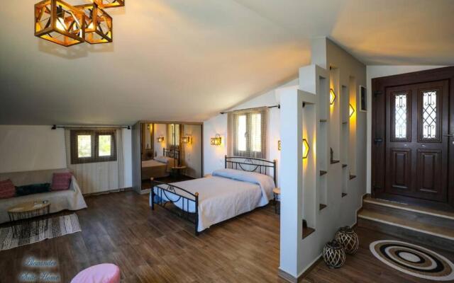 Alexander Suite Home