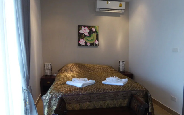 VIP Chain Resort