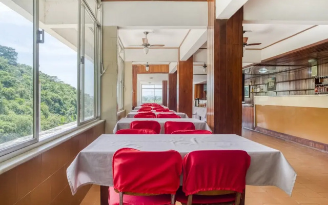 OYO Hotel Conora