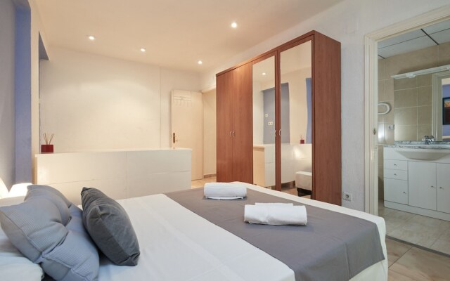 Apartamento Differentflats Acantilados