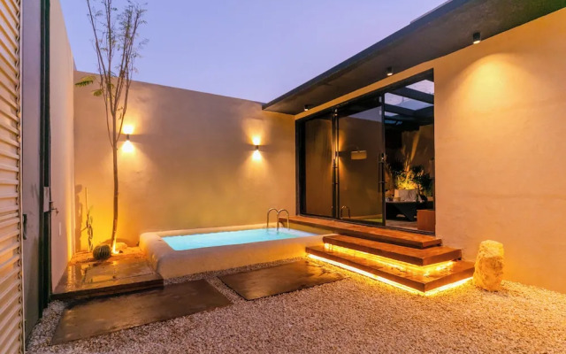 Portal Chalets With Private Pool-Al Arid