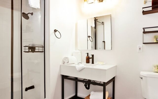 Gold Mountain Hideaway! #2350