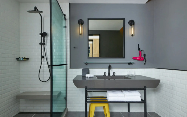 Moxy Shanghai Xuhui