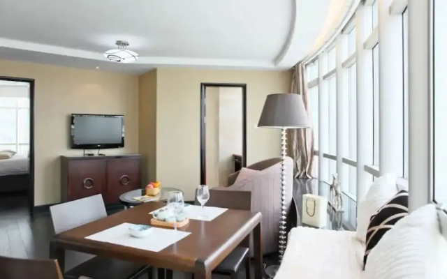 Acme City Apartment