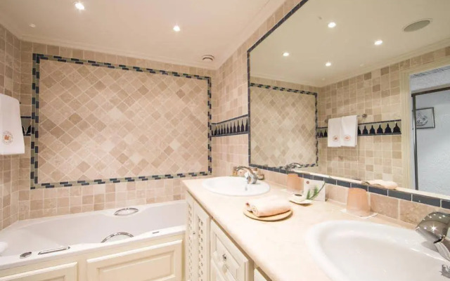 Hotel Byblos Saint-Tropez
