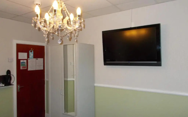 Delamere Hotel