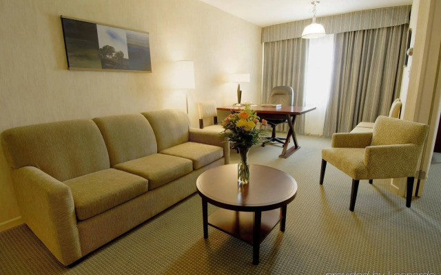 Comfort Suites London