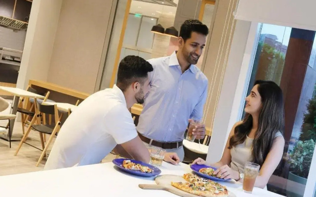 Holiday Inn Express Greater Noida Knowledge Park