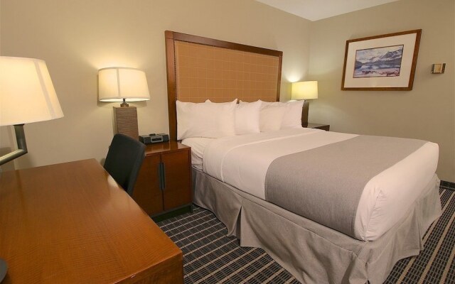 Clarion Pointe