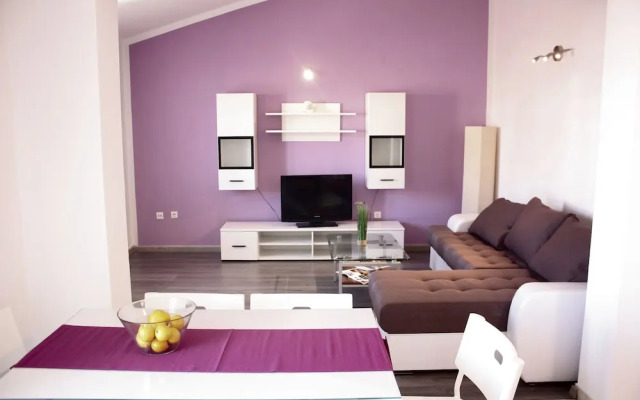 Apartments Miki Pag