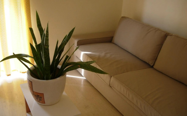 Philippos Studios & Apartments
