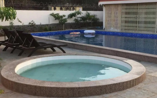 3BHK Mountain View Villa for Groups