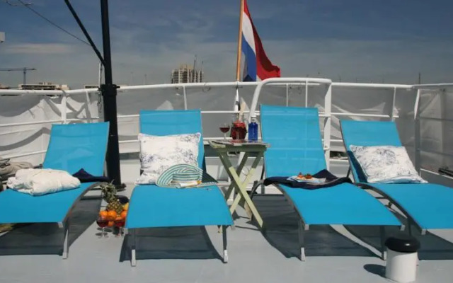 B&B Boat St. Katharine Barcelona