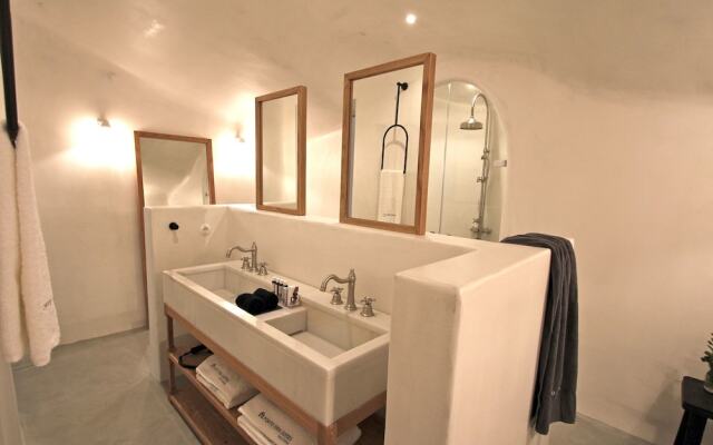 Thera Villas