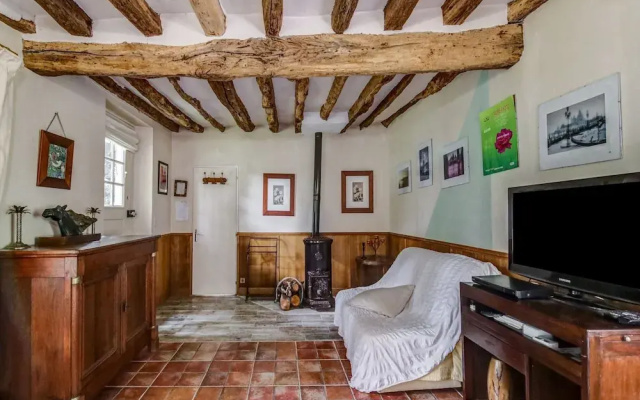 Holiday Home in a Park in Raizeux With Terrace