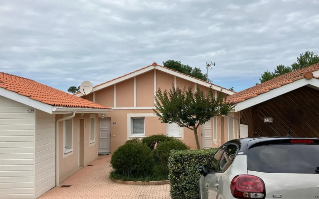 Terraced Holiday Home in Moliets