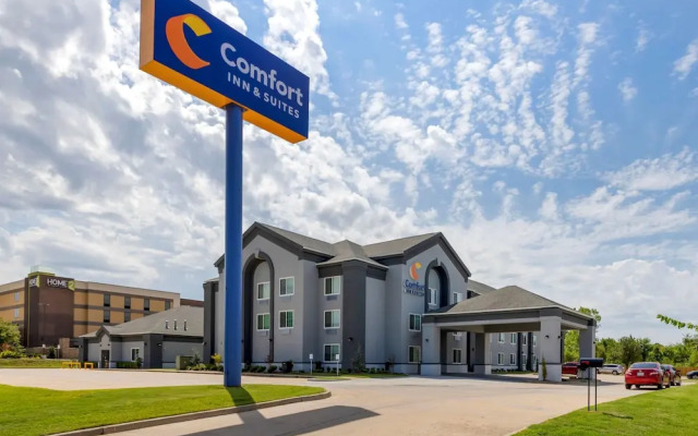 Comfort Inn & Suites