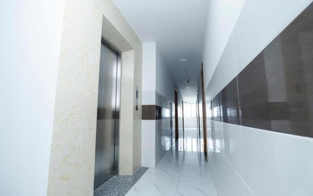 Luxury Hotel