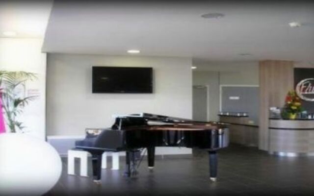 Fluvia Hotel Residence