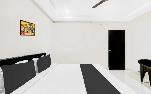 Super OYO Capital O 49955 Hotel Green Tree