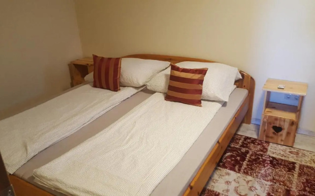 Gyöngyvirág Apartman