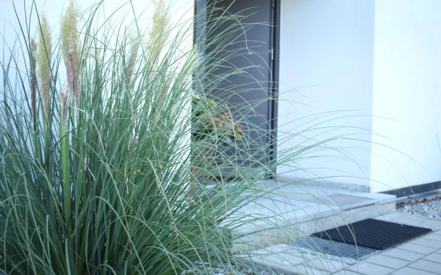 zuHause mit Berg-und BodenSeesicht