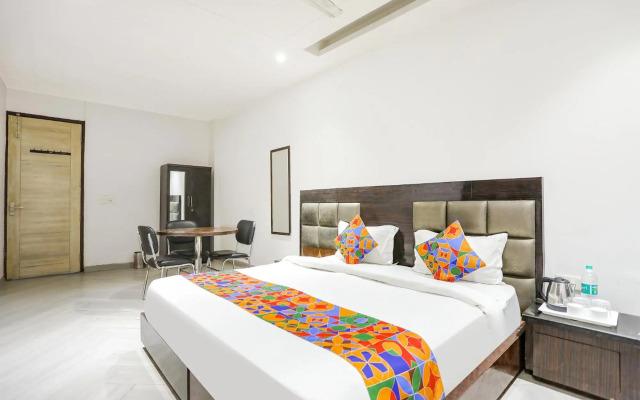 Capital O 464 Hotel Lotus Palace