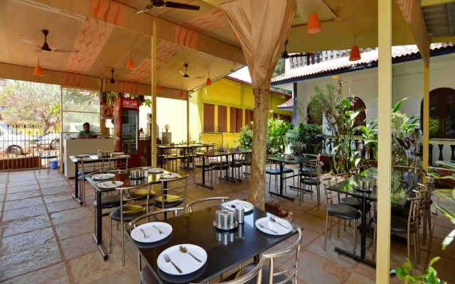 OYO 8024 Hacienda Guest House